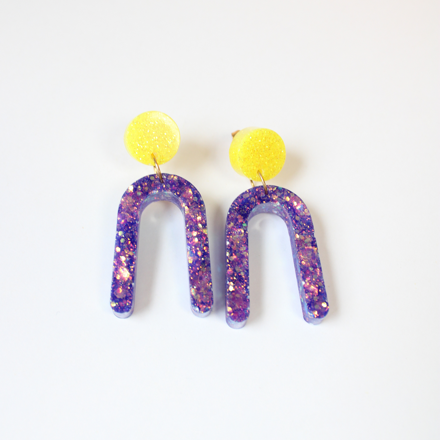 Pendientes azul y amarillo